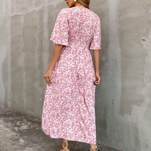 Boho Pink Butterfly Sleeve V neck Floral Dress - Picture 5 of 10